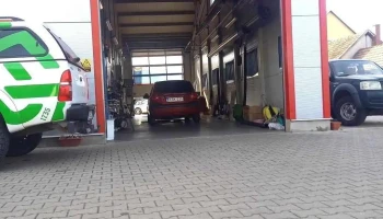 Bosch-Car Szerviz Szabó-Autó Univerzál Kft. - Damjanich János Utca 25