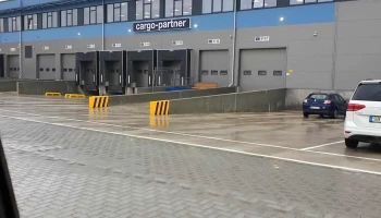 cargo-partner Kft. - Vecsés Bud Nemzetközi Repülötér Cargo City 325 Épület