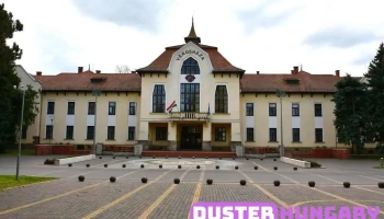 Csongrád Város Önkormányzata Polgármesteri Hivatal - Kossuth Lajos Tér 7 Csongrád Város Önkormányzata Polgármesteri Hivatal - Kossuth Lajos Tér 7