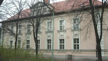 Csongrádi Járásbíróság - Szentháromság Tér 10