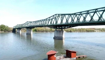 Dunaföldvári Gyógyfürdő - Hősök Tere 26