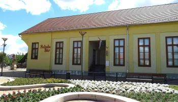 Kormányablak Tolna - Hősök Tere 2