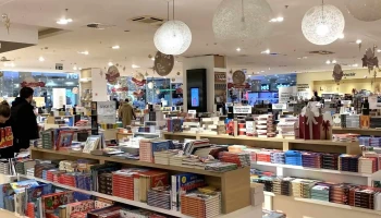Libri Mammut Könyvesbolt - Budapest