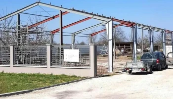 Módra Metál Kft. - Fémszerkezet Gyártás és Fémmegmunkálás, Úszókapu - Esed Dűlő 2/a