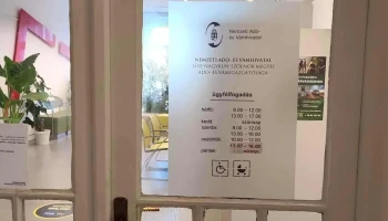Nemzeti Adó- és Vámhivatal - Kossuth Tér 1