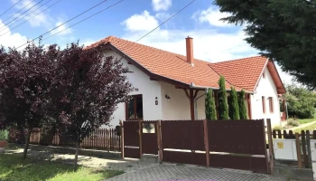 NeoFabrik Kft. - Egyedi póló készítés - Szent István U. 9