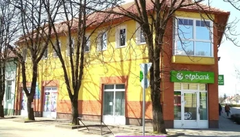 Otp Bank - A pénztár szerdánként zárva tart. - Jászapáti