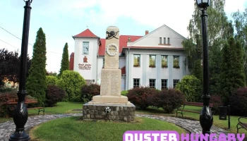 Petőfi Sándor Művelődési Ház és Községi Könyvtár Röszke - Dózsa György U. 1
