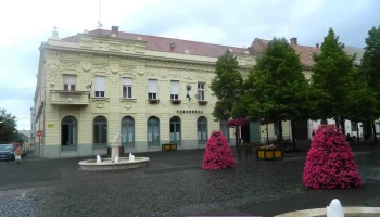 Polgármesteri Hivatal Gyöngyös - Fő Tér 13