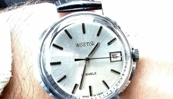 Sellei Sándor És Fia Óraszalon - Esztergár Lajos U. 1 Sellei Sándor És Fia Óraszalon - Esztergár Lajos U. 1