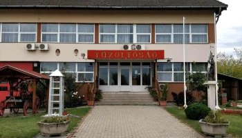 Siófoki Hivatásos Tűzoltó-parancsnokság - Somlay Artúr Utca 2