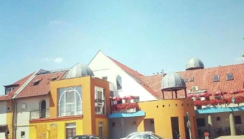 Szent Erzsébet Mórahalmi Gyógyfürdő Nyári Bejárat - Millenniumi Stny. 16