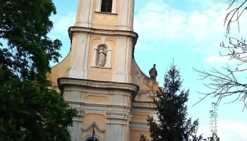 Tamási Római Katolikus Plébánia Hivatal - Szentháromság Tér 2