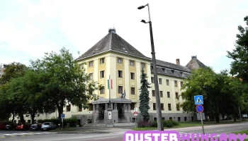 Tolna Vármegyei Önkormányzat - Szent István Tér 11-13