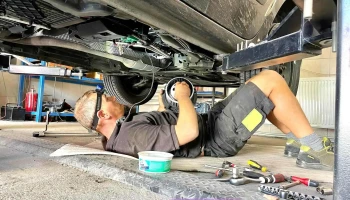 Újpest Autóvillamosság - Megyeri Út 35 Újpest Autóvillamosság - Megyeri Út 35