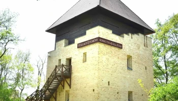 Őri Nándor Bélyegestégla Gyűjteménye - Szigeterdei lakótorony - Földvár Utca