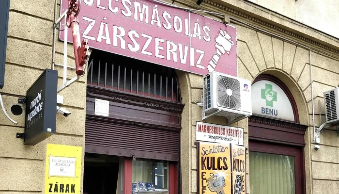 Autokulcs Centrum Autozar Szerviz Katalogus - Budapest