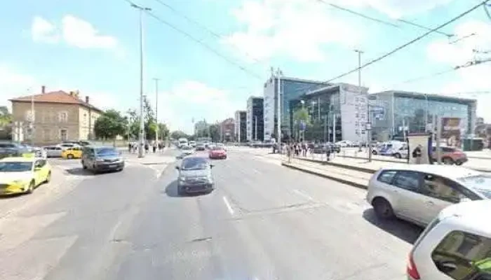 Autokulcs Centrum Autozar Szerviz Utcakep Es 360deg - Budapest