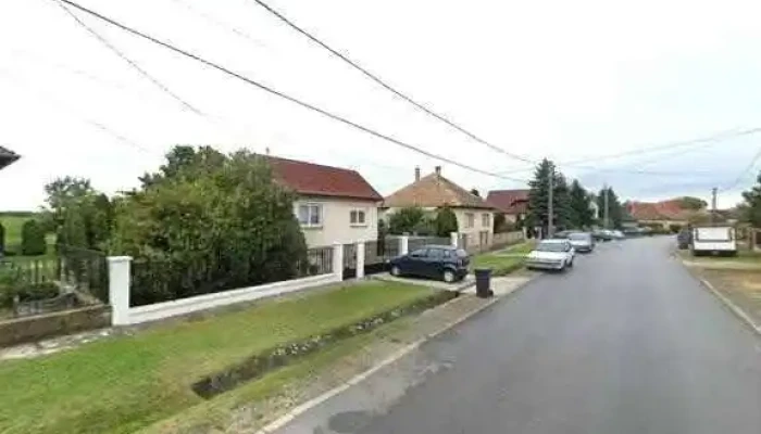 Badogos Szakuzlet Szod Osszes - Sződ