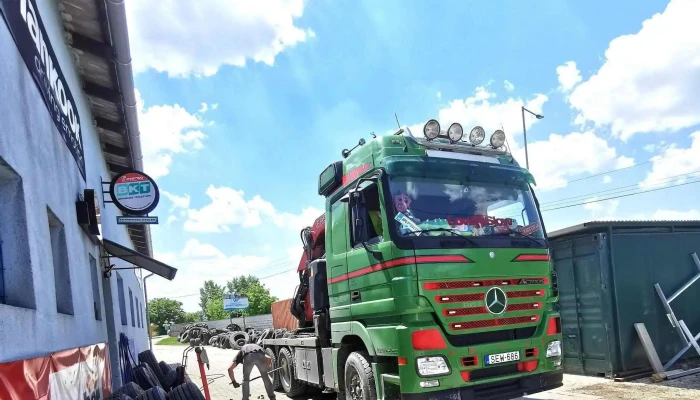 Banaker Gumiabroncs Szerviz Gumiabroncs Szakuzlet - Komárom
