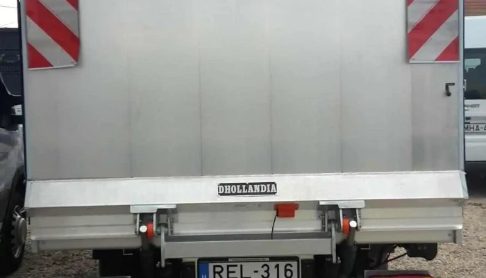 Bene Autohaz Kisteherauto Felepitmenyek Gyartasa A Tulajdonostol - Pannonhalma