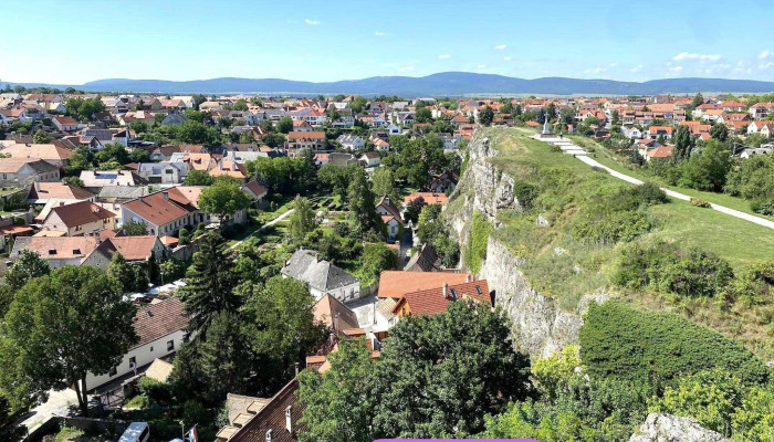Benedek-hegy - Kollégium U. 3