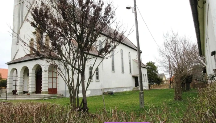 Bogyiszloi Jezus Szive Templom Templom - Bogyiszló