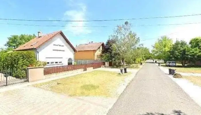 Bruszt Es Tarsa Epitoipari Bt Osszes - Szigetcsép