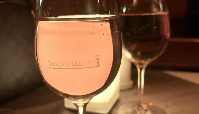 Budapest Jazz Club -  Bor - Budapest