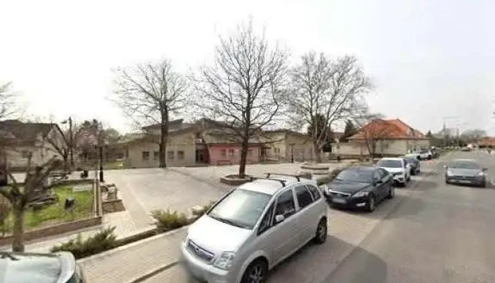 Csaszloc Bt Utcakep Es 360deg - Maglód
