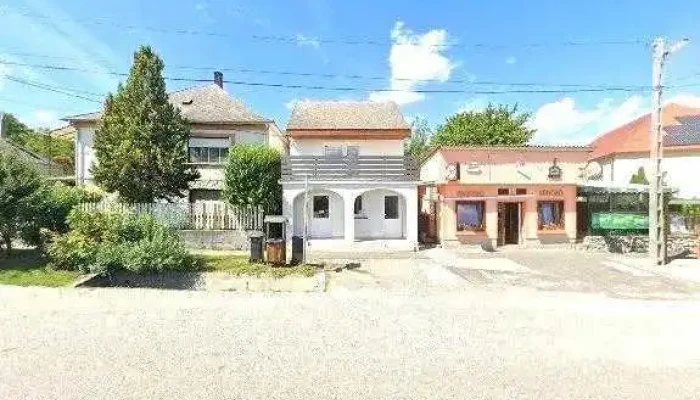 Cseteny Orvos Lakas Utcakep Es 360deg - Csetény