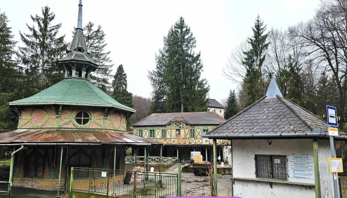 Csevice-forrás és palackozó – Parádsasvár - Ii. Rákóczi Ferenc Út 1