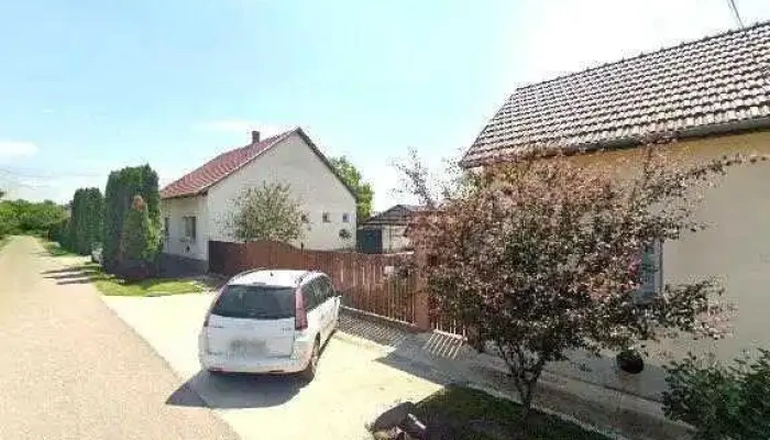 Csongrad Szelvedo Javitasfenyszoro Polirozas Utcakep Es 360deg - Csongrád