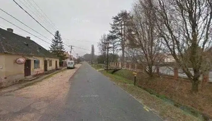 Czutor Autoszerviz   Karosszeria Javitas Es Autofenyezes Muszaki Vizsga Karosszerialakatos Autoklima Javitas Utcakep Es 360deg - Bodmér
