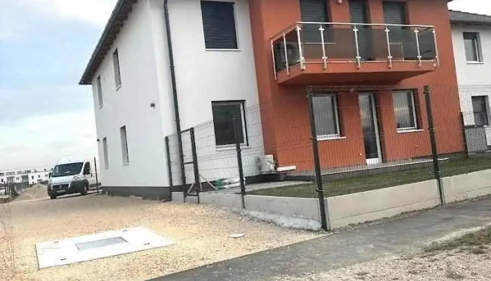 Dália utca 1 - Győr