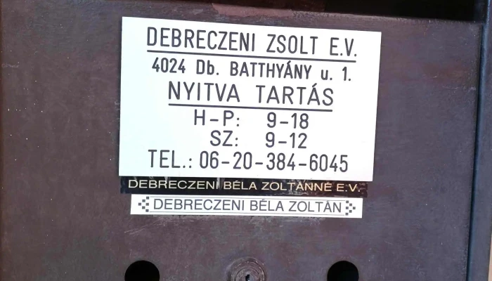 Debreczeni Zsolt Kulcsmasolas Gravirozas Belyegzo Ajandektargyak Nyitva Most - Debrecen