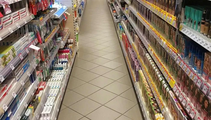 Del Zalai Aruhaz Belul - Nagykanizsa