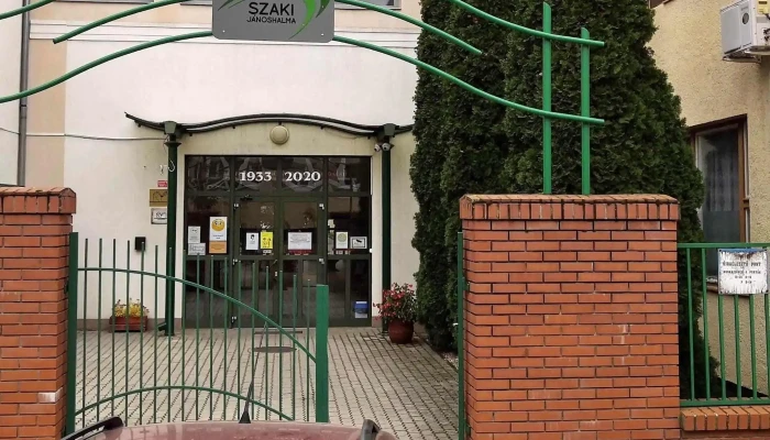 Deli Aszc Janoshalmai Mezogazdasagi Technikum Szakkepzo Iskola Es Kollegium Kozepiskola - Jánoshalma