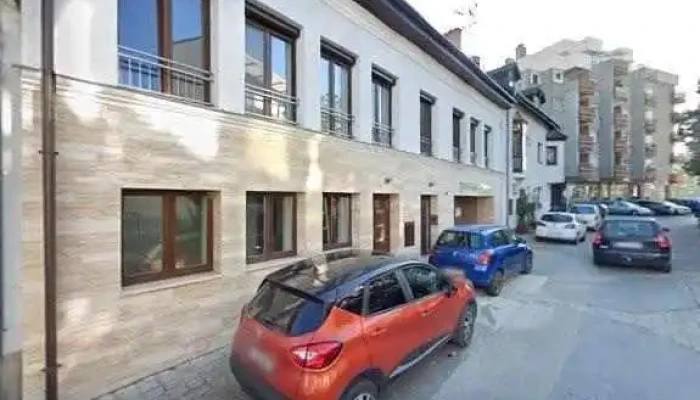 Dr Juhasz Gabor   Altalanos Es Plasztikai Sebesz Utcakep Es 360deg - Baja