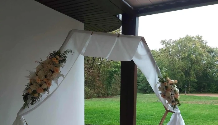 Facanliget Rendezvenyhaz Szam - Nádudvar