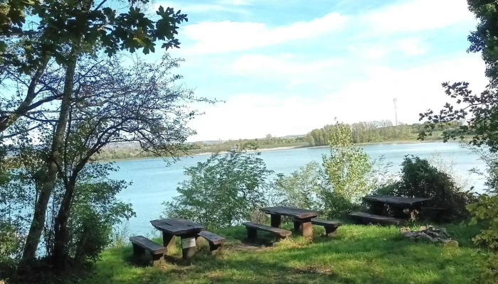 Fehervarcsurgoi Viztarozo Horgasztelep - Fehérvárcsurgó
