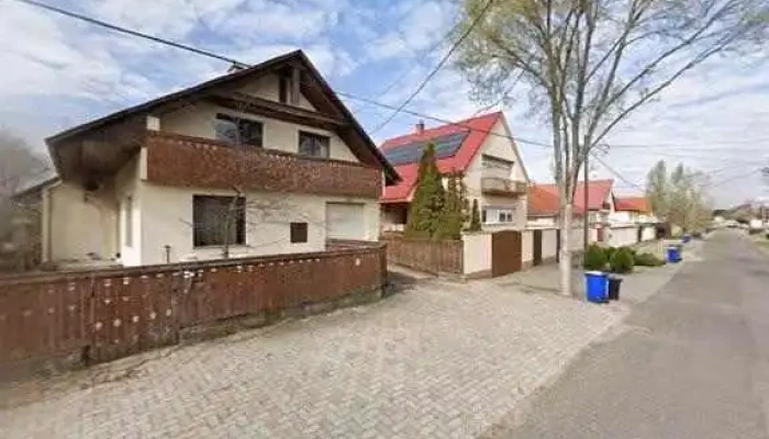 Fell -  Ser Kft Utcakep Es 360deg - Kecskemét