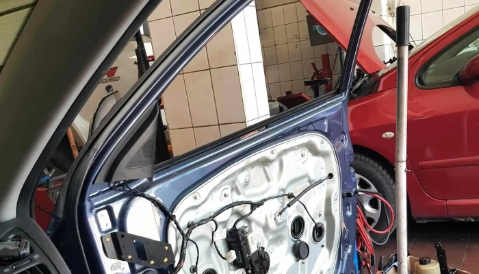 Fenyo Autojavito Autoszerelő - Budapest