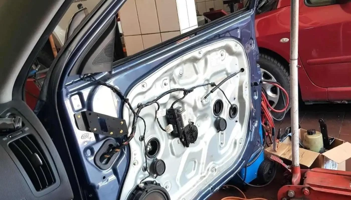 Fenyo Autojavito Osszes - Budapest