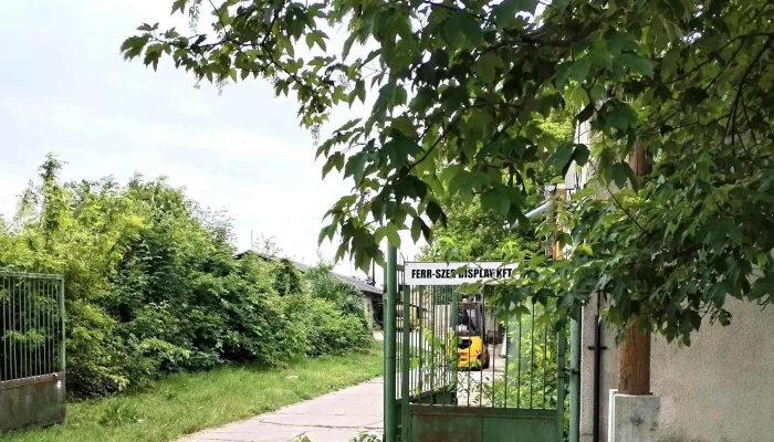 Ferr -  Szer Display Kft Geplakatos - Szolnok