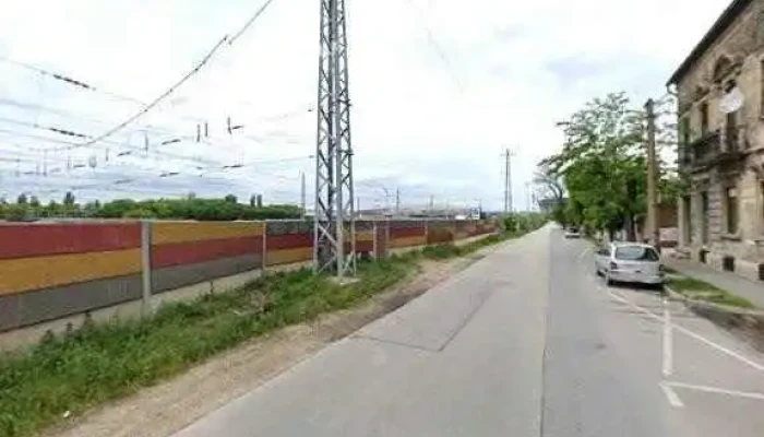 Furgon -  City Kft   Kisteherauto Berles Es Teherauto Szerviz Teherauto Alkatresz Teherauto Gumi Budapest Utcakep Es 360deg - Budapest