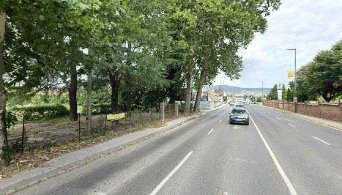 Fx Autohaz Karosszeria Es Fenyezo Muhely Pecs Utcakep Es 360deg - Pécs