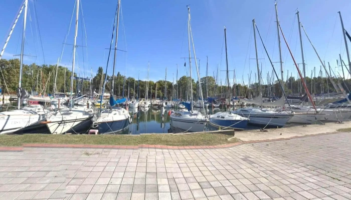 Galamb -  Sziget Utcakep Es 360deg - Balatonföldvár