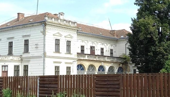 Gencsy -  Kastely Balkany Ertekelesek - Balkány
