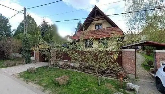Gepkolcsonzo Es Kulcsmasolo Utcakep Es 360deg - Páty